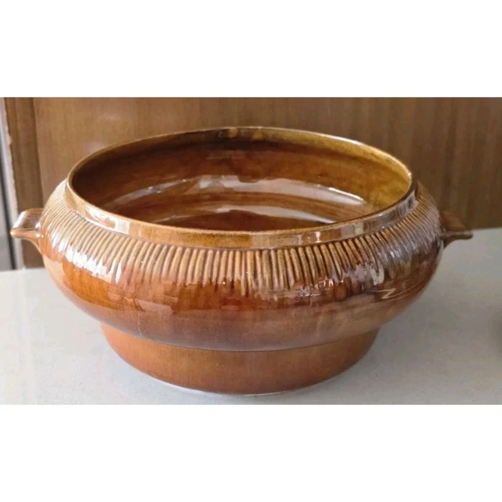 VTG Calif USA CF 37 Brown Drip Glaze Pottery Chicken Hen Casserole Bottom Only